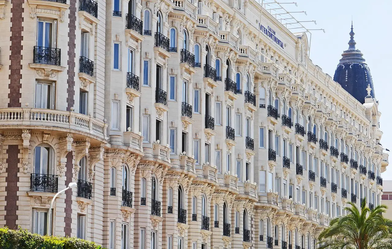 Carlton Hotel Cannes: Luxe verblijf aan de Côte d'Azur
