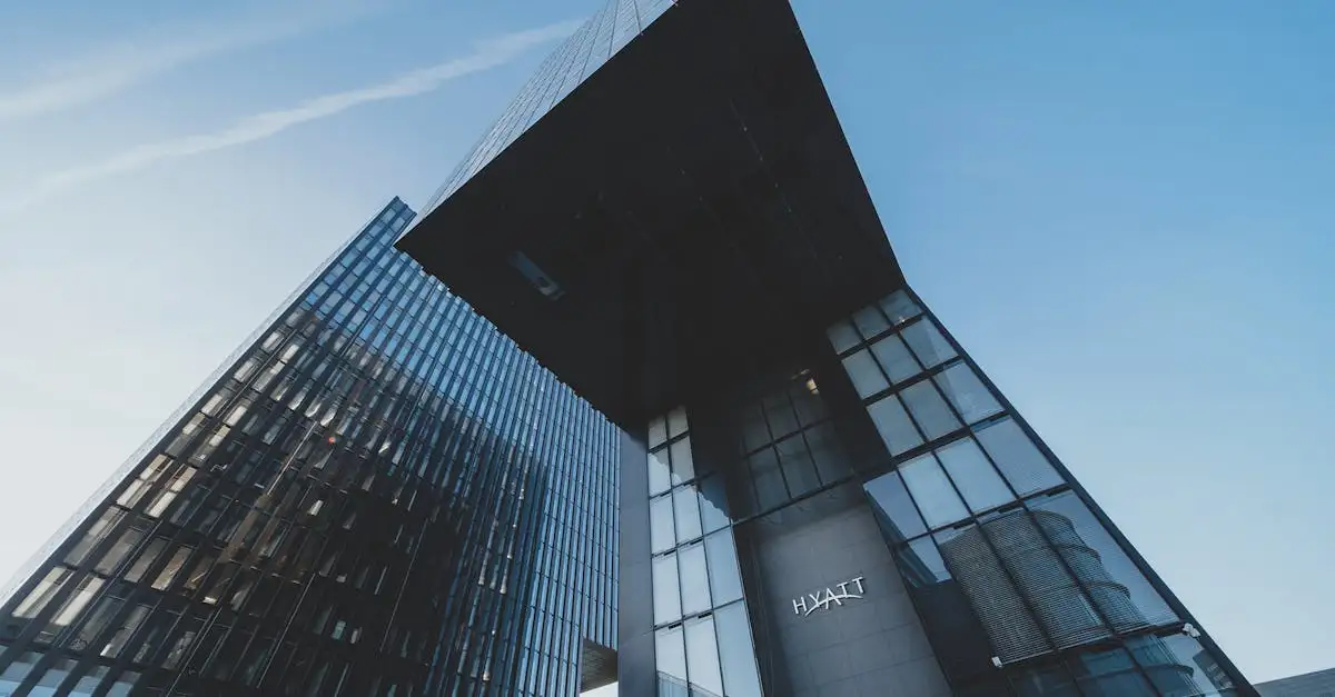 Hilton hotel düsseldorf: luxe verblijf in het centrum